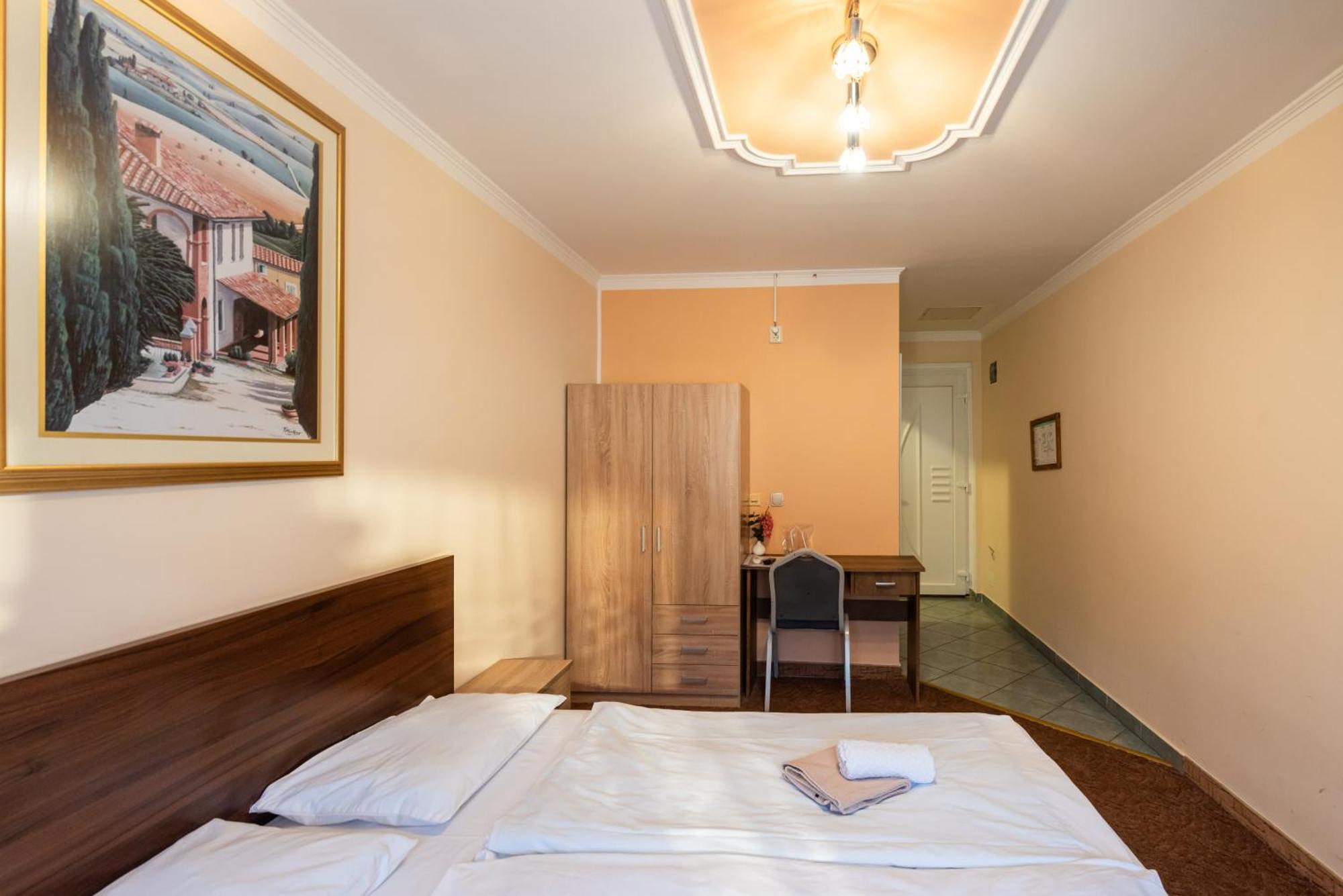 B&B Restoran Bosiljevo Kültér fotó